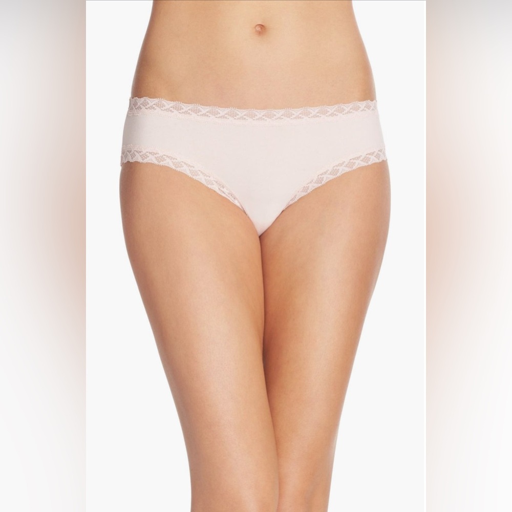 Small lot women’s underwear panties, Pink Natori, Blue + White patterned, Medium